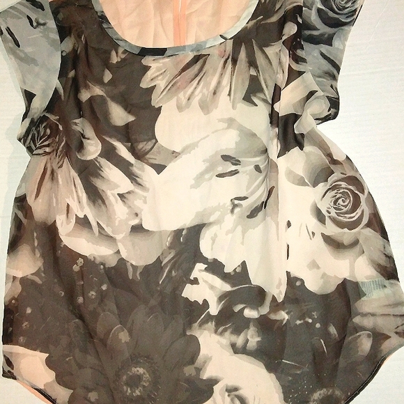 Gorgeous AMERICAN EAGLE Colorblock Floral Print Blouse ~Medium~ - Picture 14 of 16